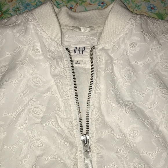 White gap jacket - Picture 6 of 6